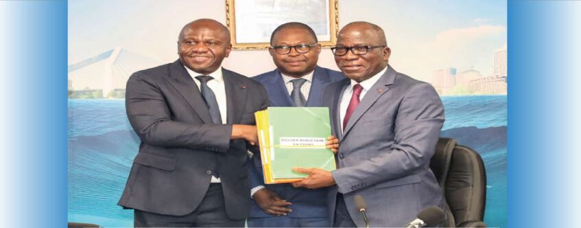 PASSATION DE CHARGES : MONSIEUR ABOU BAMBA PREND LES RÊNES DU MINISTÈRE EN CHARGE DE L’ENVIRONNEMENT