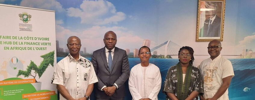 CLIMAT ET RÉSILIENCE OCÉANIQUE : LE MINISTRE ABOU BAMBA S’ENTRETIENT AVEC L’ANCIEN MINISTRE MALGACHE DE LA PÊCHE ET DE L’ÉCONOMIE BLEUE